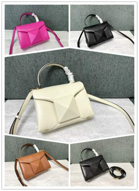 Picture of Valentino Handbags _SKUfw125464610fw